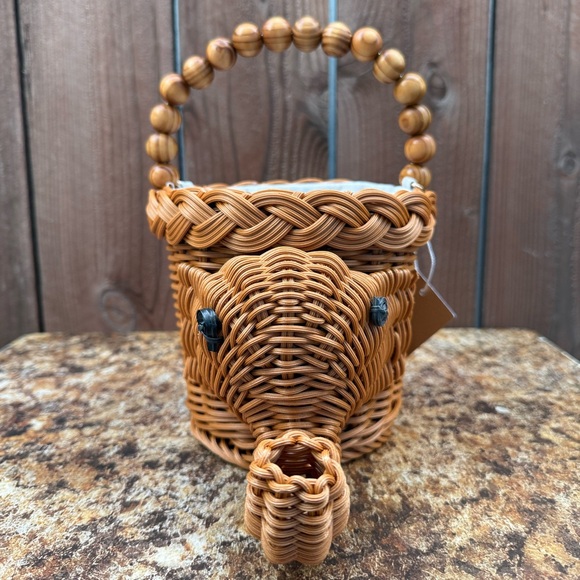 Tommy Bahama Handbags - Tommy Bahama Woven Elephant Crossbody Handbag Purse